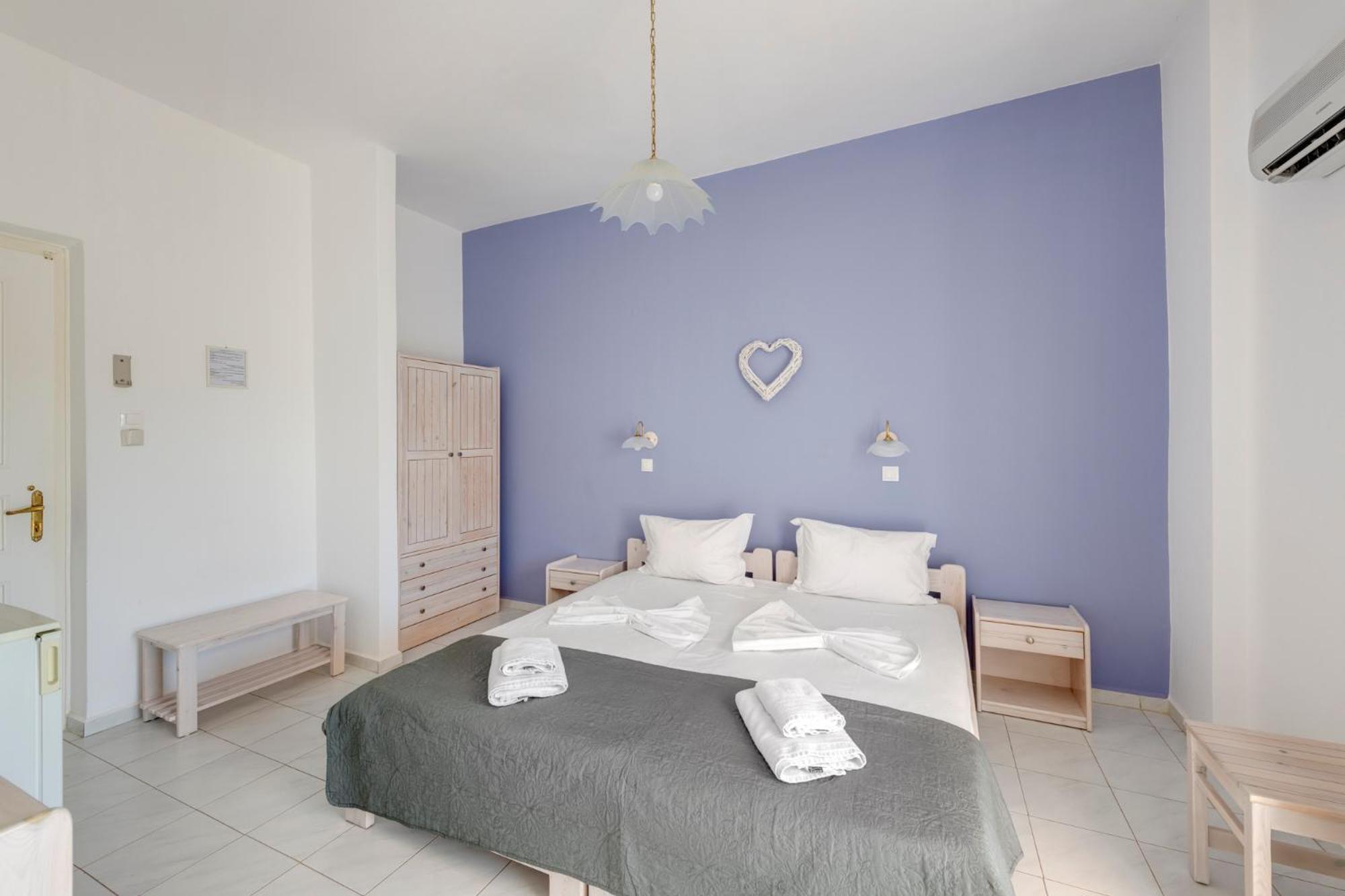 Hotel Blue Sea à Galissas Extérieur photo